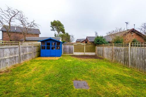 Relaxing 3 Bedroom Chester Home With Garden