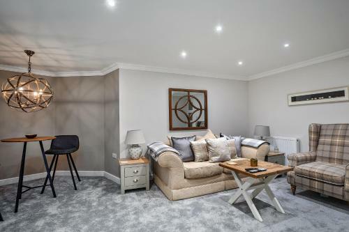 Charming & Cosy Apartment Close To Amenities