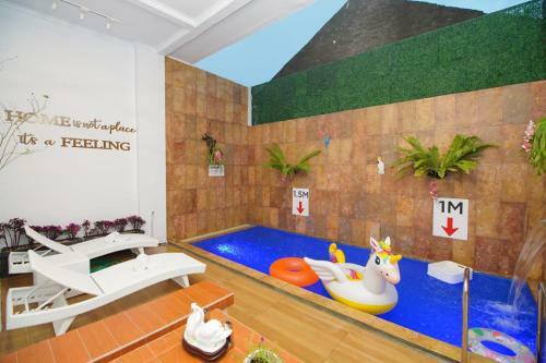 White Swan Private Villa