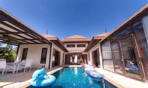 4+1 Bedrooms Villa At Kamala ( Private Pool )