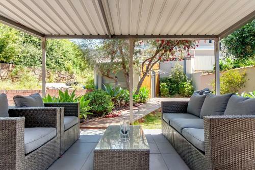 Great Location Wembley Downs City Beach Home