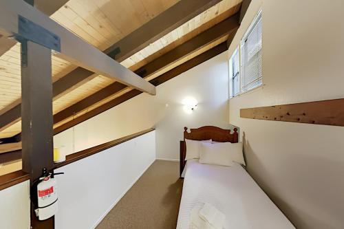 Lakeland Village Resort 503