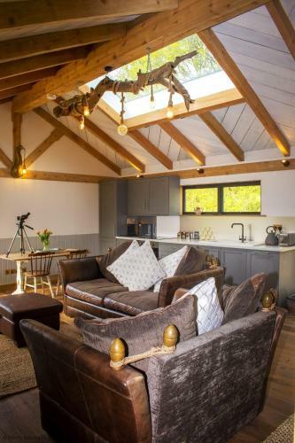 Meadow Hide - Hot Tub, Chichester