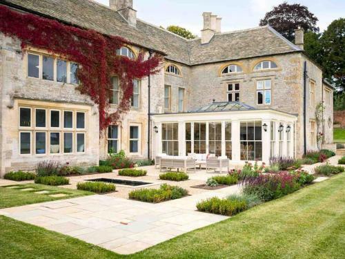 Maugersbury Manor