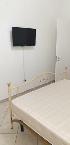 Lucania House