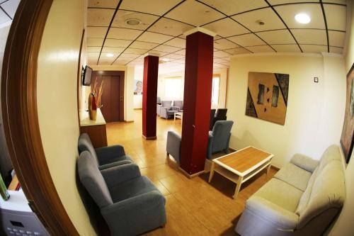 Hostal Pensi�n Venta De T�bar