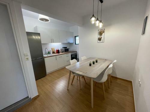 Nala's Apartment II