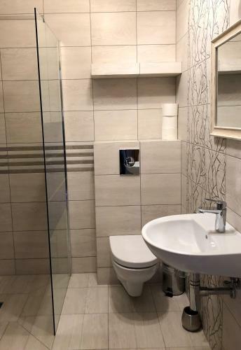 Wiejski Apartament W Domu Nad Jeziorem