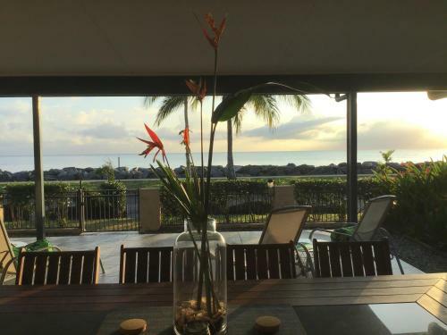 Oceanfront Beach House With Stunning Views - Wake Up To Amazing Sunrises