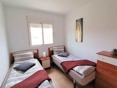 Al06- Modern 3 Bed Duplex, Close To Beach In El Alamillo