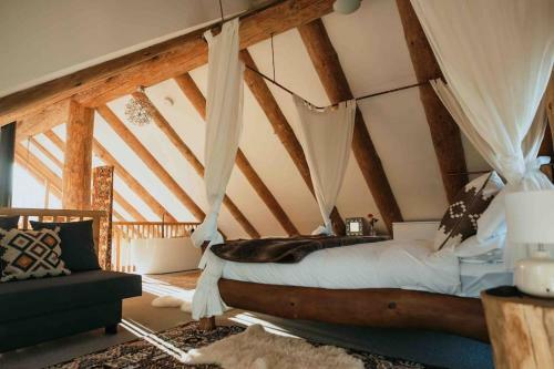 Wild Nurture Eco-luxury Log Cabin