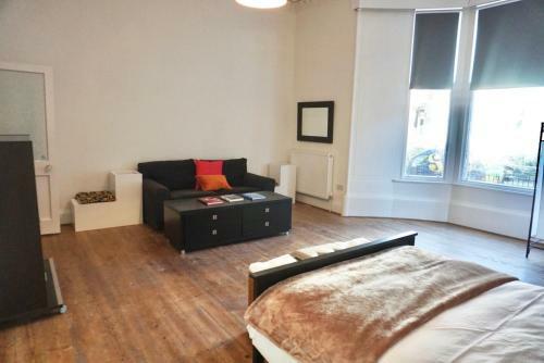 Ba Apartments