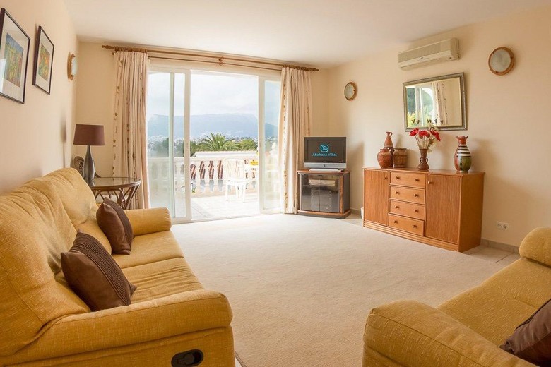 Holiday Villa Jacaranda