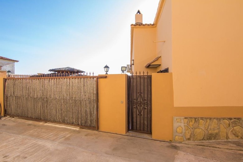 Holiday Villa Ataifor
