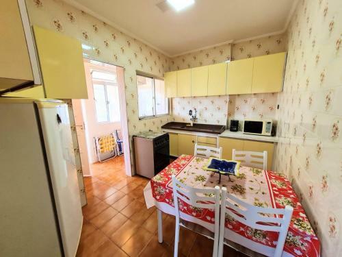 Apartamento de Frente Para O Mar
