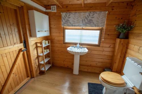 Bluebell Log Cabin