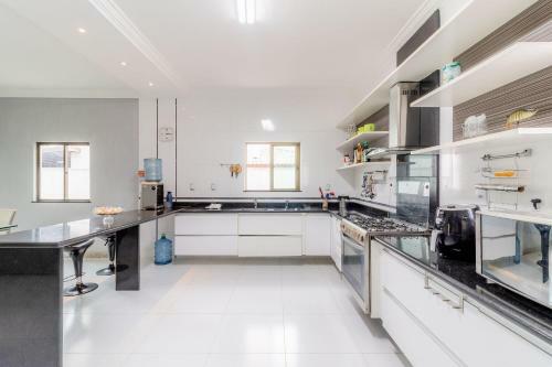 Gb64 �tima Casa 5 Quartos - Para�so Dos Lagos