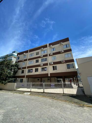 Apartamento (104) 50m Da Praia de Bombinhas