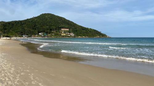 Casa De Praia Multifamiliar Em 4 Ilhas