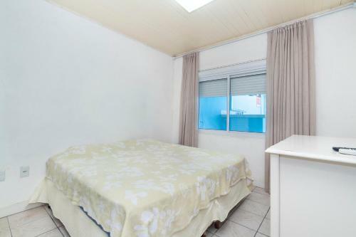 Casa Com Piscina Em Morrinhos - Rua Hort�ncia