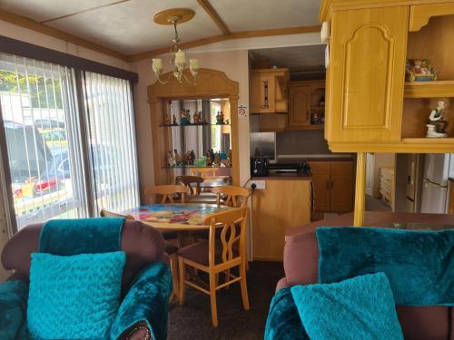6 Berth On Seaview (topaz)