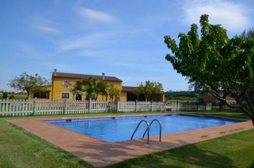 Villa Can Guin� Costa Brava