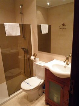 Hostal Gesti�n De Alojamientos Rooms