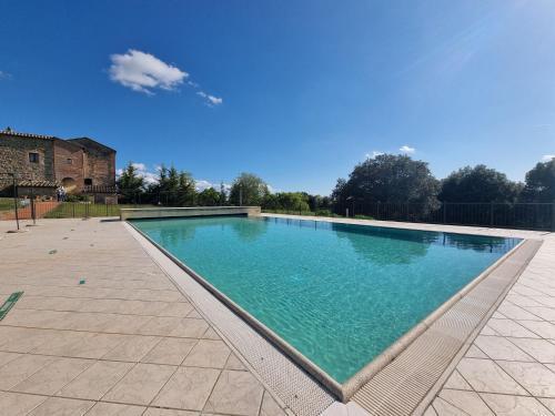 Splendid Holiday In Montalcino With Shared Pool