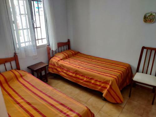 Casa Chalet Independiente En Calle Privada