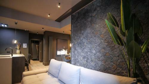 Midnight Boutique By The Jacksonheim Boutique