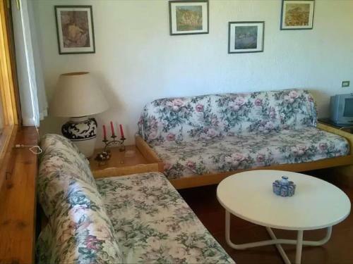 Inviting Apartment In Olbia With Shared Pool