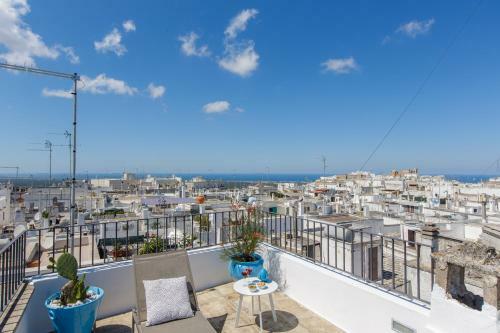 Beautiful Apartment With Terrace And Sea View In Ostuni