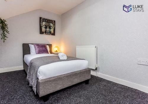 Apartamento ?splendid 3 Bed House ? Yard ? Nr Barnes Park ?