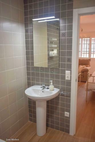 Apartamento 2 Bedrooms Appartement With Wifi At Penaflor
