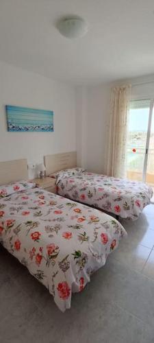 Apartamento C�ntrico En La Playa Con Piscina.