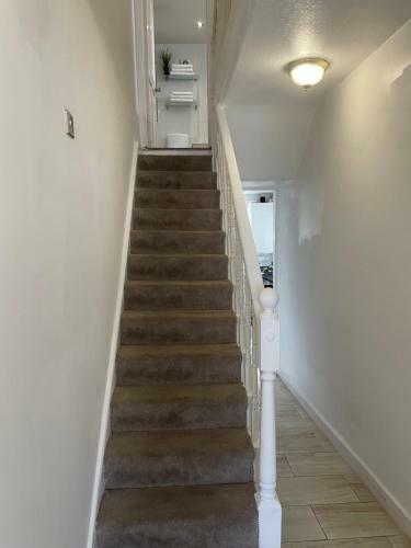 Spareroom @ Plumstead - London - Free Parking