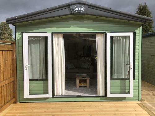 Luxury 2 Bedroom Caravan