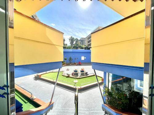 Apartment With Ocean Views In Playa Jardin
