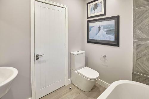 Host & Stay - Puffins Rest
