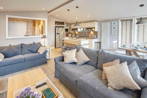 Host & Stay - Puffins Rest