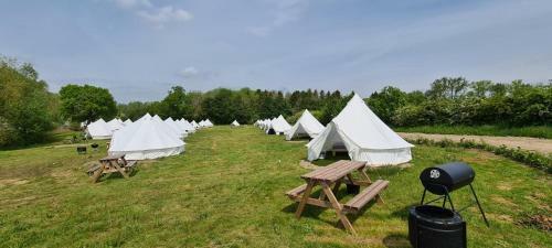 4 Meter Bell Tent - Up To 4 Persons Glamping