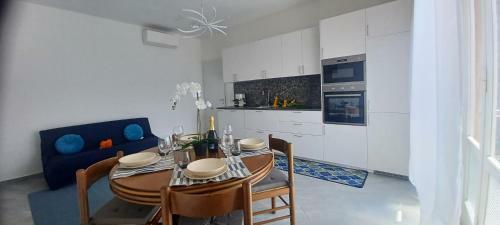 Apartamento Sunny Holiday Home