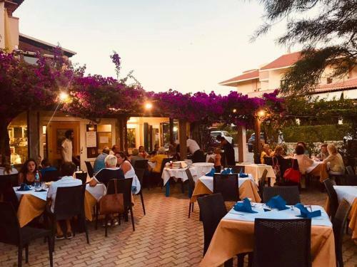 Hostal Cala Reale Rooms
