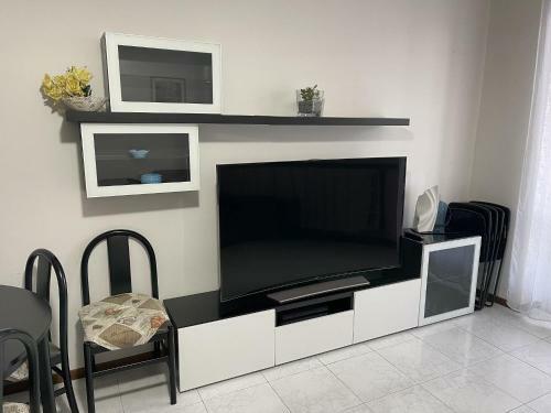Cosy Apartment In Valbrona With Shared Terrace