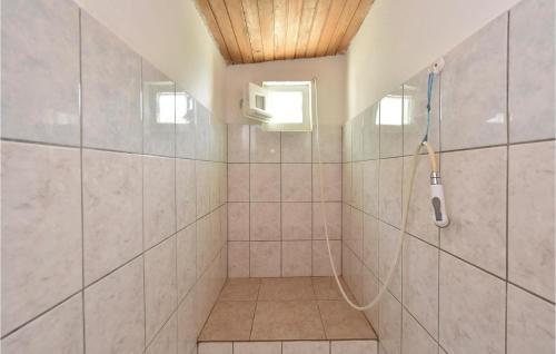 Two-bedroom Apartment In Bogomolje