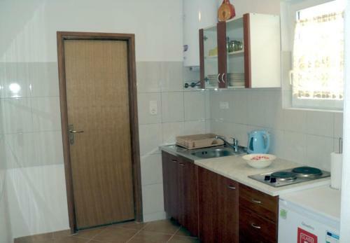 Apartments Niko - 40m From The Beach