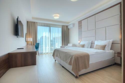 Hotel Twelve By Aycon
