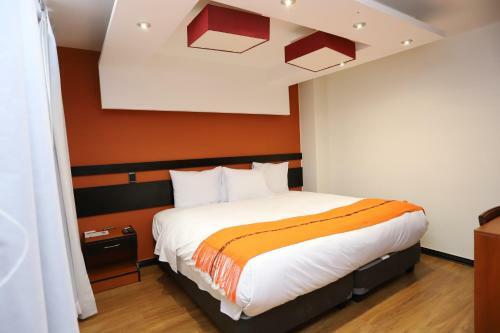 Capac Hotel