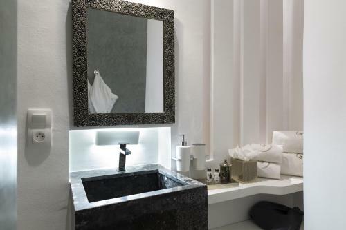 Suite Azur Hotel