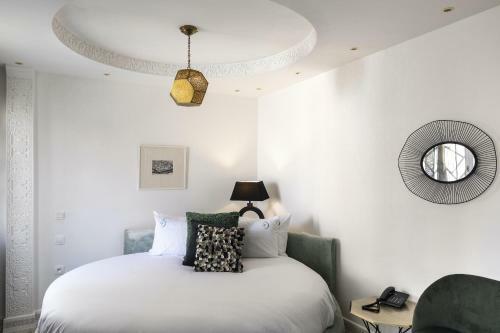 Suite Azur Hotel